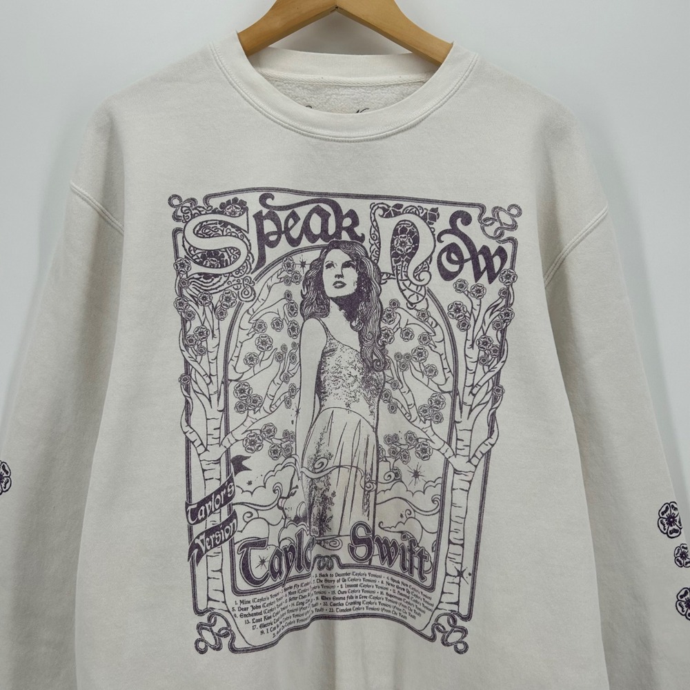 Taylor Swift Speak Now Taylors Version Sweatshirt Cream Purple Graphic Large